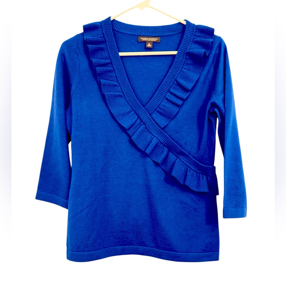 Banana Republic light sweater.